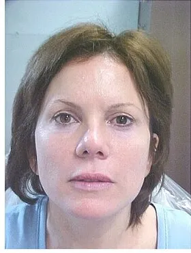 Maquillaje antes del servicio de estilismo